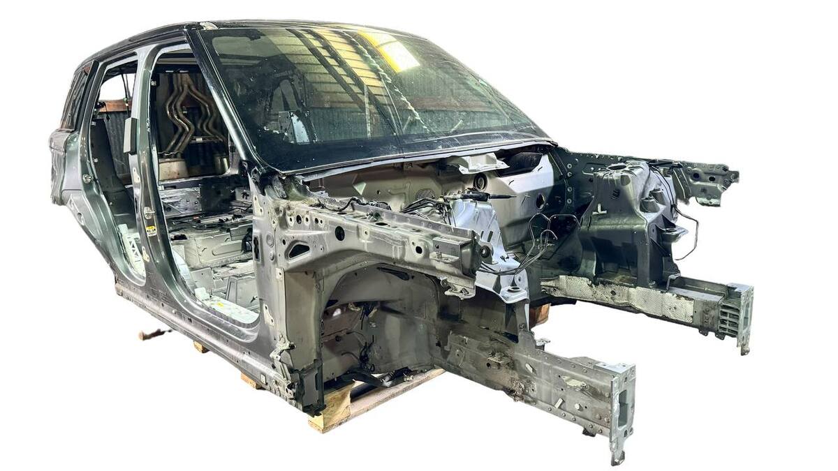 LR044375 Чверть передня права Range Rover Sport L494 (2014-2022) Б/У